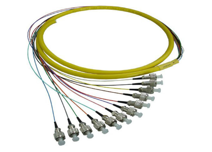 12 Core FC / UPC ผมเปียไฟเบอร์ออปติก 12 สี Fan Out ผมเปียไฟเบอร์ด้วยสาย LSZH