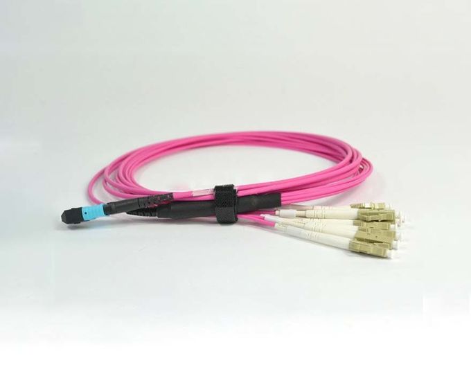 ดึง Push สาย Mpo Trunk สายไฟเบอร์ออปติกโหมดเดียว 0.35dB การสูญเสียการแทรก