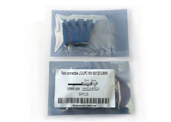 ตัวเชื่อมต่อไฟเบอร์ออปติก LC UPC พื้นฐานสีน้ำเงินฝังตัวสำหรับสายบัฟเฟอร์แน่นขนาด 0.9 มม