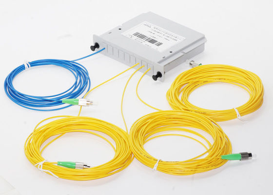 ประเทศจีน FC APC ตัวเชื่อมต่อมัลติไฟเบอร์ Coupler, ระบบ FTTX โพลาไรซ์ต่ำ Dwdm Coupler ผู้ผลิต