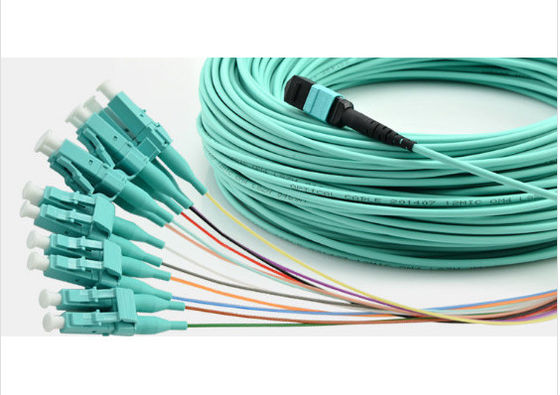 ประเทศจีน Multipode 12 Fibres MPO Patch Cord สำหรับเครือข่าย FTTB 850 Nm - 3.5dB / Km การลดทอน ผู้ผลิต