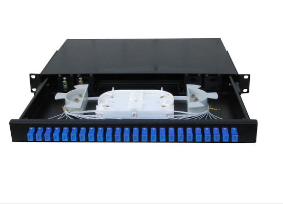 ประเทศจีน SC Simplex 1U 19 นิ้ว Fusion Coupler Patch Patch 24 พอร์ตกันน้ำด้วยสีดำ ผู้ผลิต