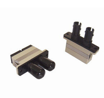 SC / PC ST / PC Fiber Optic Adapter สำหรับ FTTH เครือข่าย / LAN Ferrule End Face ผู้ผลิต