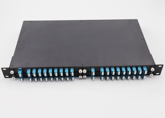 Rack Mount CWDM Mux Demux สี่ในหนึ่งประเภทพร้อมพอร์ต UPG 1470 - 1610nm ความยาวคลื่น ผู้ผลิต