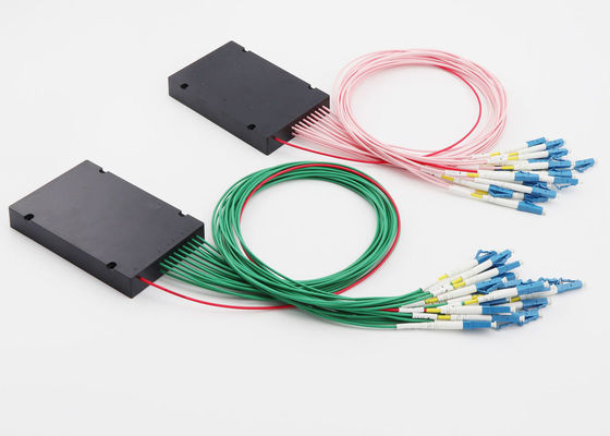 8 ช่อง 100G DWDM Mux Demux UPG พอร์ต LC / UPC ตัวเชื่อมต่อความยาวที่กำหนดเอง ผู้ผลิต